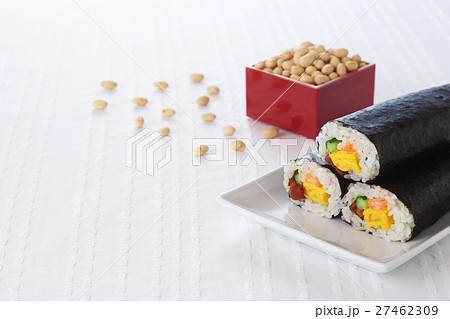 恵方巻　恵方巻き　節分　巻き寿司　太巻き 27462309