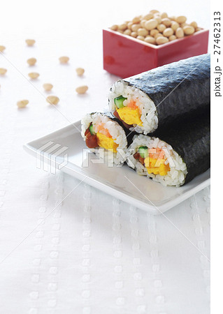 恵方巻　恵方巻き　節分　巻き寿司　太巻き 27462313