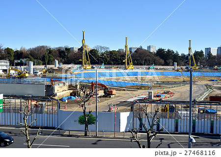 建設中の新国立競技場 27468116
