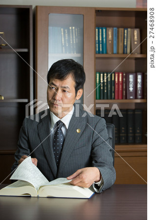 弁護士 イメージ 27468908