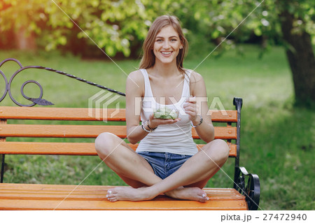 diet food beautiful girl 27472940