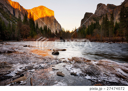 Valley View Yosemite National Park California USA Valley View Yosemite National Park California USA 27474072