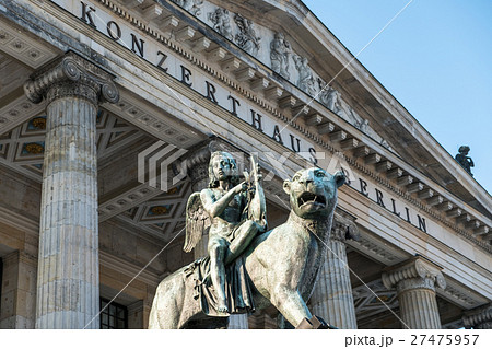Angel statue concert house Berlin, Gendarmenmarkt Angel statue concert house Berlin, Gendarmenmarkt 27475957