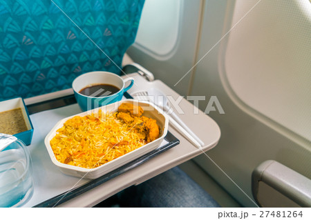 Healthy food on the plane with coffee . 27481264