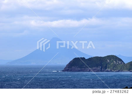 対岸より望む開聞岳 27483262