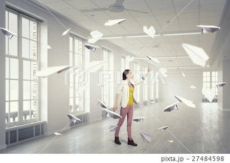 Hipster girl in office 27484598