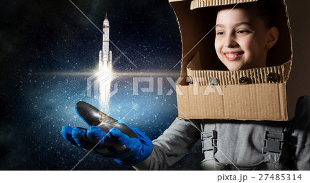 She wants to become astronaut 27485314