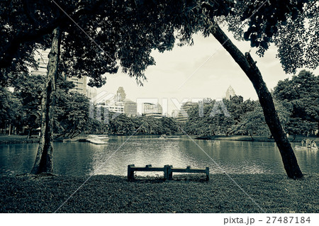 Lake view of Lumpini Park in the Thai capital Lake view of Lumpini Park in the Thai capital 27487184