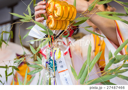 十日戎の笹　福娘のご奉仕 27487466