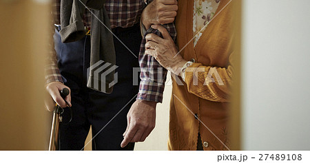 二人暮らし 介護 二人暮らし 介護 27489108