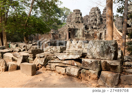アンコール遺跡群のバンテアイ・クディ 27489708