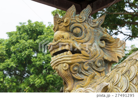 世界遺産　フエ王宮　ベトナム・フエ 27491295