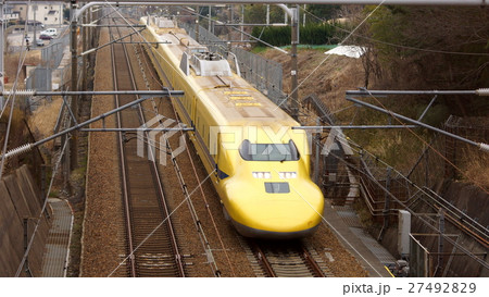 大府市内を走るドクターイエロー 大府市内を走るドクターイエロー 27492829