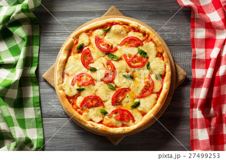 italian pizza at wood 27499253
