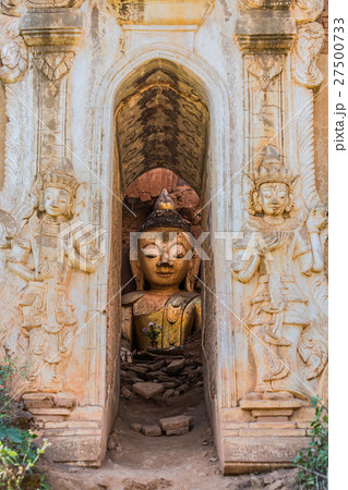 Shwe Inn Dein Pagoda Inle Lake Shan state Myanmar 27500733