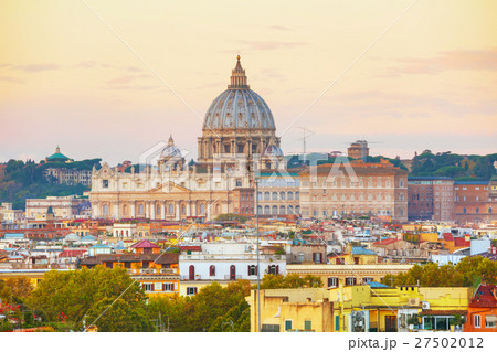 The Papal Basilica of St. Peter in Vatican city 27502012