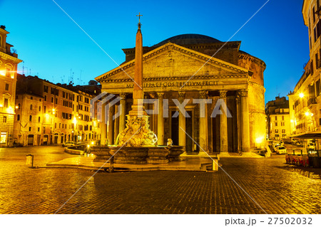 Pantheon at the Piazza della Rotonda Pantheon at the Piazza della Rotonda 27502032