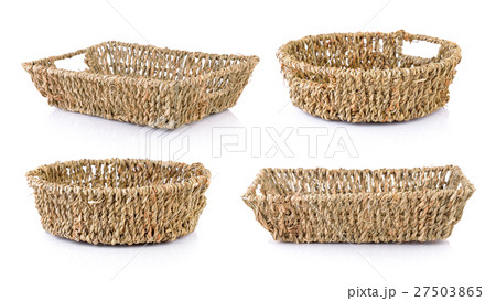 Empty wicker basket 27503865