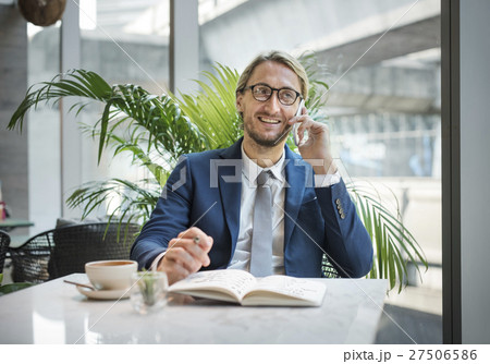 Businessman Working Thinking Business Concept 27506586