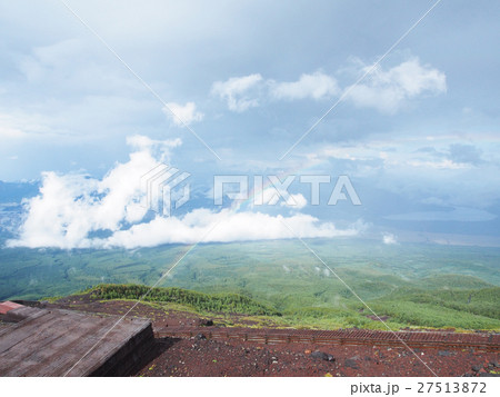 富士山から虹と雲海 27513872