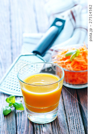 carrot juice carrot juice 27514562