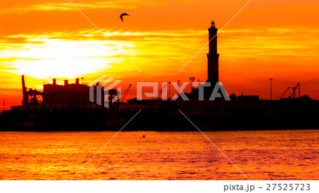 sunset at Genoa's port, silhouette of the Lanterna 27525723