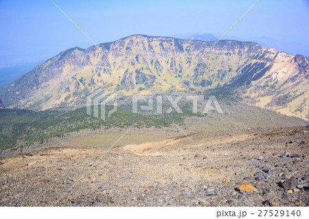 浅間山から望む黒斑山 長野県小諸市 御代田町 浅間山から望む黒斑山 長野県小諸市 御代田町 27529140