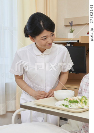 医療 病院 介護 医者 介護師 ナース イメージシーン 医療 病院 介護 医者 介護師 ナース イメージシーン 27532141