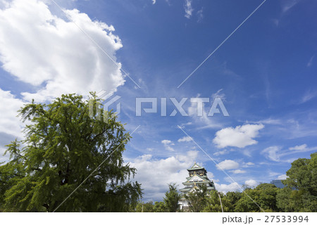 豊臣秀吉が築いた大坂城の上に盛り土し徳川家康が修築を施した大阪の象徴観光名所スポット大阪城天守閣本丸 豊臣秀吉が築いた大坂城の上に盛り土し徳川家康が修築を施した大阪の象徴観光名所スポット大阪城天守閣本丸 27533994