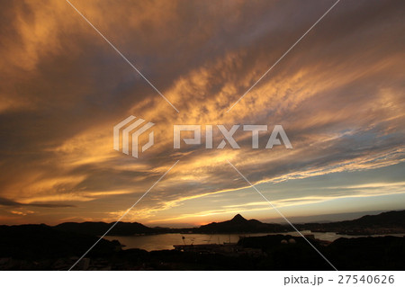 秋の夕暮れに染まる雲12 秋の夕暮れに染まる雲12 27540626