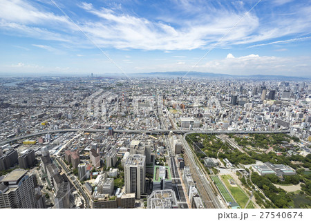 日本一高いビル60階天上回廊あべのハルカス300展望台からの眺め大阪観光名所スポット大阪平野一望西側 27540674