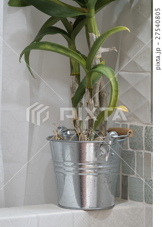 Flower decoration in modern nice bathroom 27540805