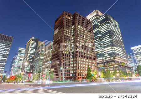 東京_丸ノ内ビル街夜景 27542324