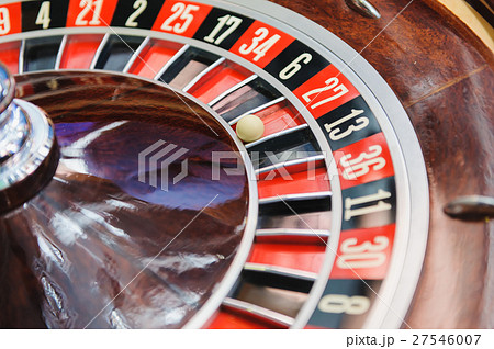 Roulette wheel in casino 27546007