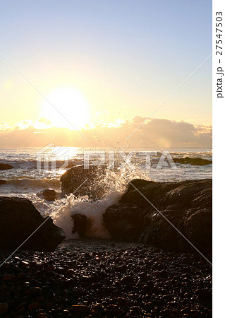 早朝の大洗海岸 27547503