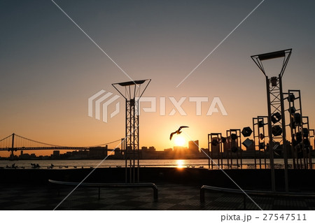 東京夕景・晴海 (98) 27547511