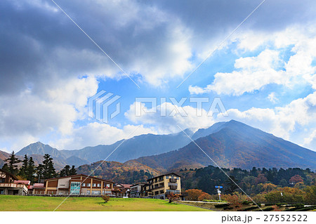 大山の紅葉 -博労座からの眺望- 大山の紅葉 -博労座からの眺望- 27552522