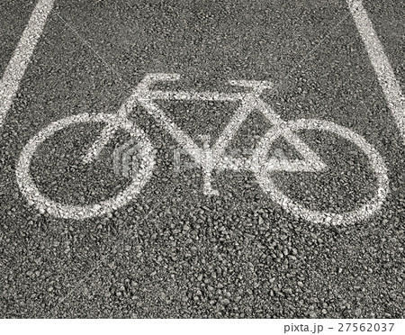 Bicycle sign close up on asphalt  27562037