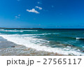Australian ocean beach with people bathing 27565117