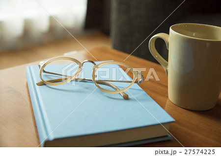 読書イメージ 27574225