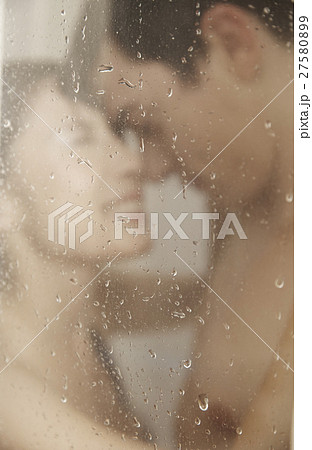 ロマンチックなカップル 27580899