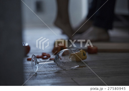 ドラマチックな恋愛 27580945