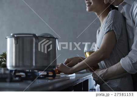 ロマンチックな同棲生活 27581153