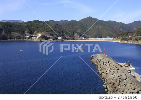 大泊海水浴場と磯崎港１ 27581860
