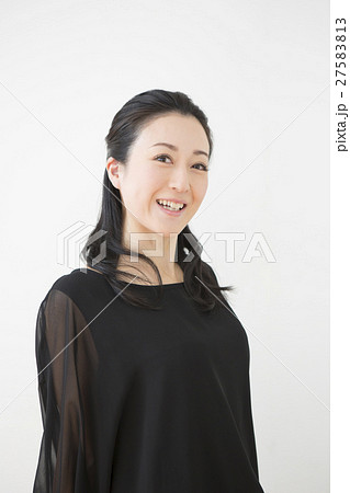 女性のポートレート 女性のポートレート 27583813
