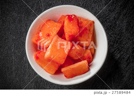 大根のキムチ　Japanese radish kimchi Korean food 27589484