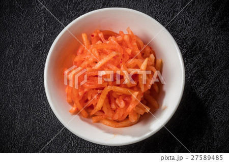 大根のキムチ　Japanese radish kimchi Korean food 27589485