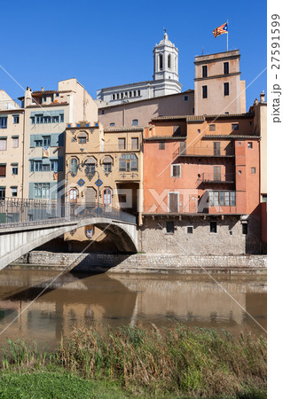 City of Girona 27591599