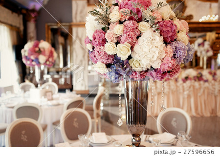 Crystal chains hang from gorgeous bouquet Crystal chains hang from gorgeous bouquet 27596656