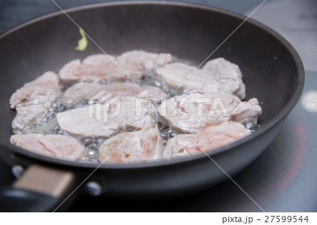 料理 27599544